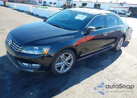 2014 Volkswagen Passat 2.0L Tdi Sel Premium z USA, uszkodzony, nr VIN 1VWCN7A38EC097807